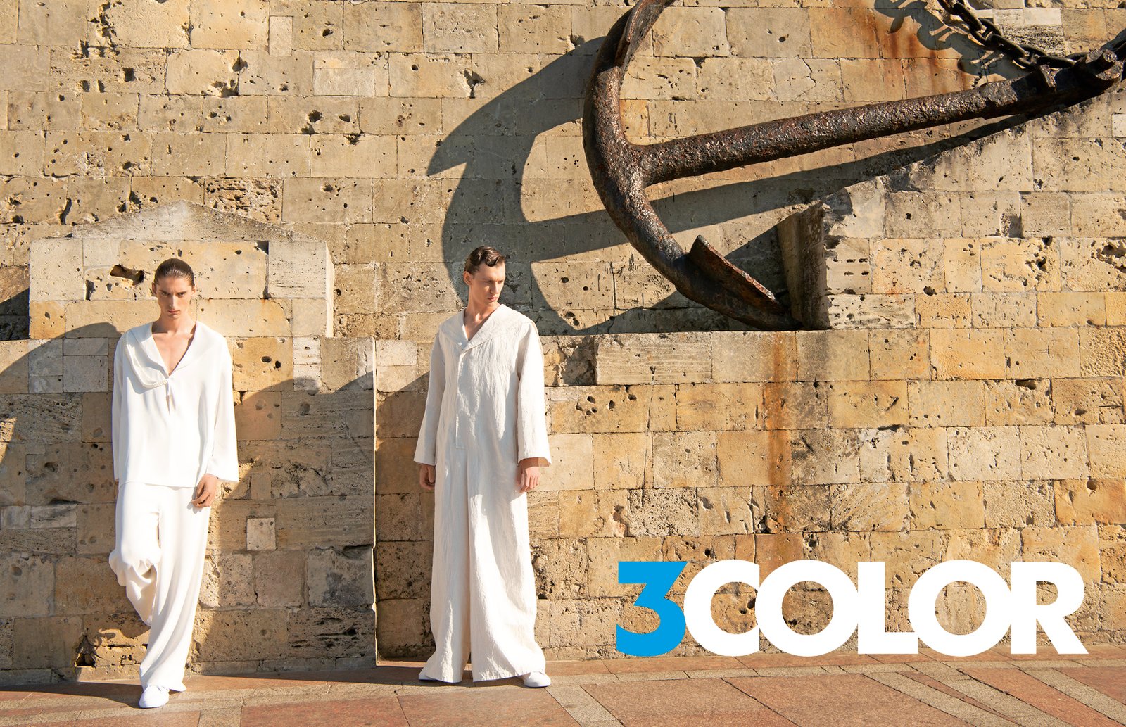 مجموعة 3COLOR WHITE
